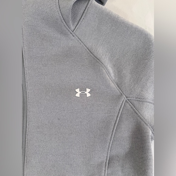 UNDER ARMOR GREY HOODED ZIP JACKET - Women’s Small - Zip pockets - Picture 7 of 10